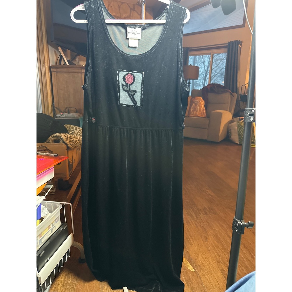 Studio Ease Black Velvet Rose Applique Maxi Dress Size‎ 16
